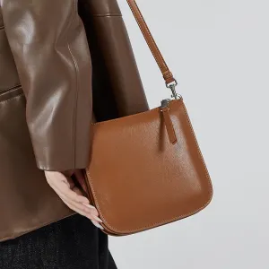Autumn and winter new leather women's bags, shoulder messenger bags, mobile phone bags, women's bucket bags, shoulder small bags, armpit bags.