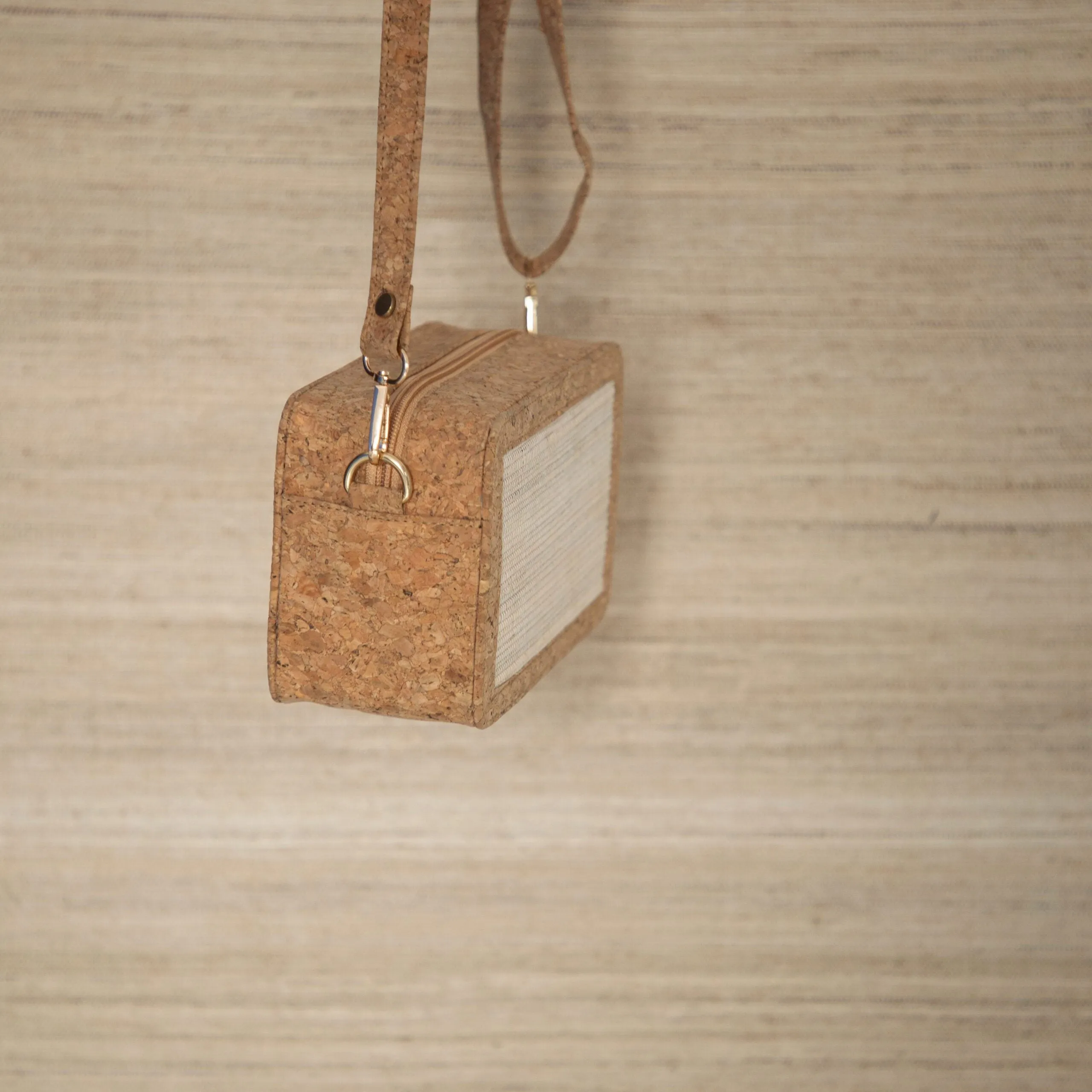 Box Sling Bag