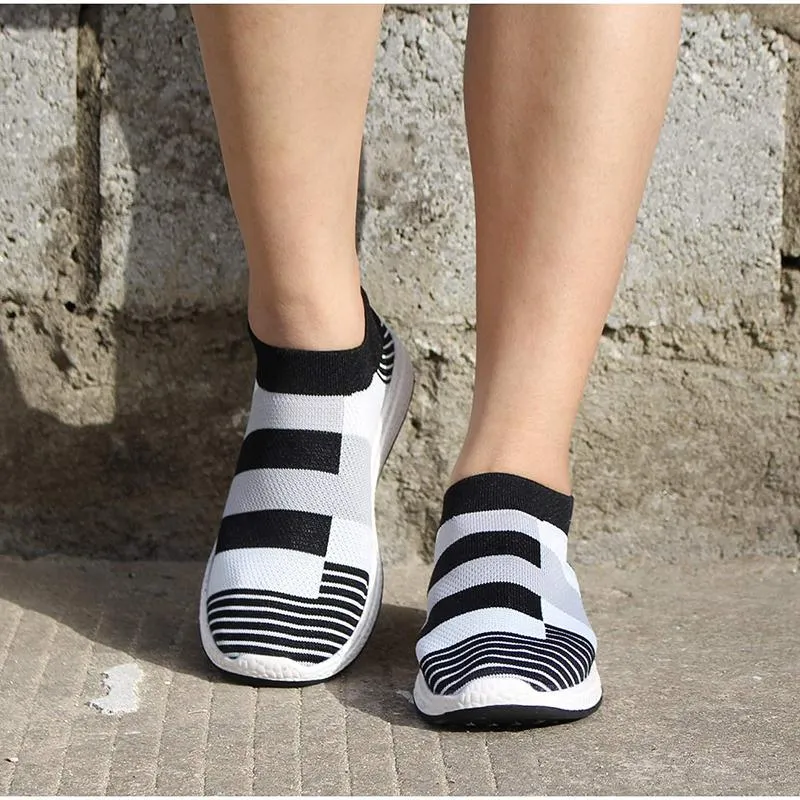 Comelyy - Women Breathable Platform Flats Bunion Corrector Slip On Shoes