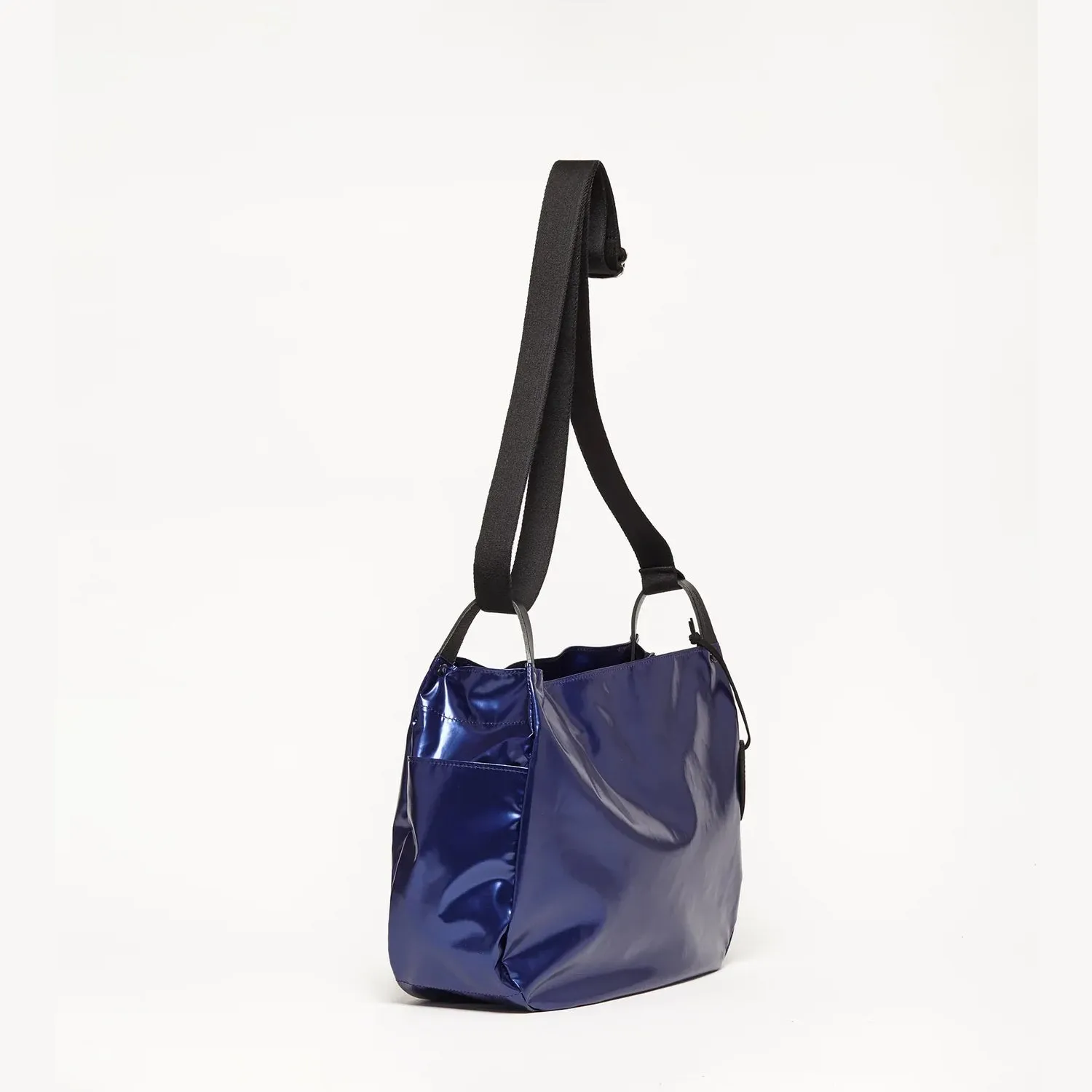 Mael Medium Crossbody Bag