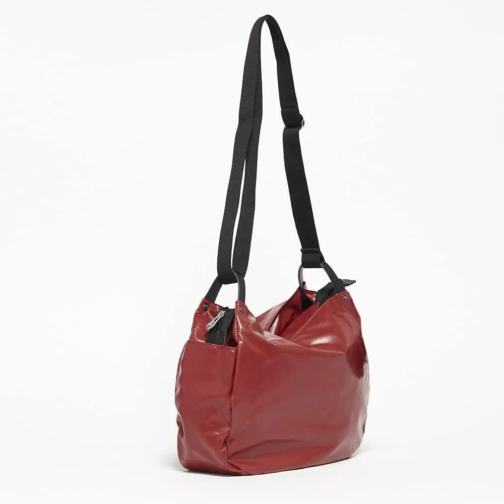 Mael Medium Crossbody Bag