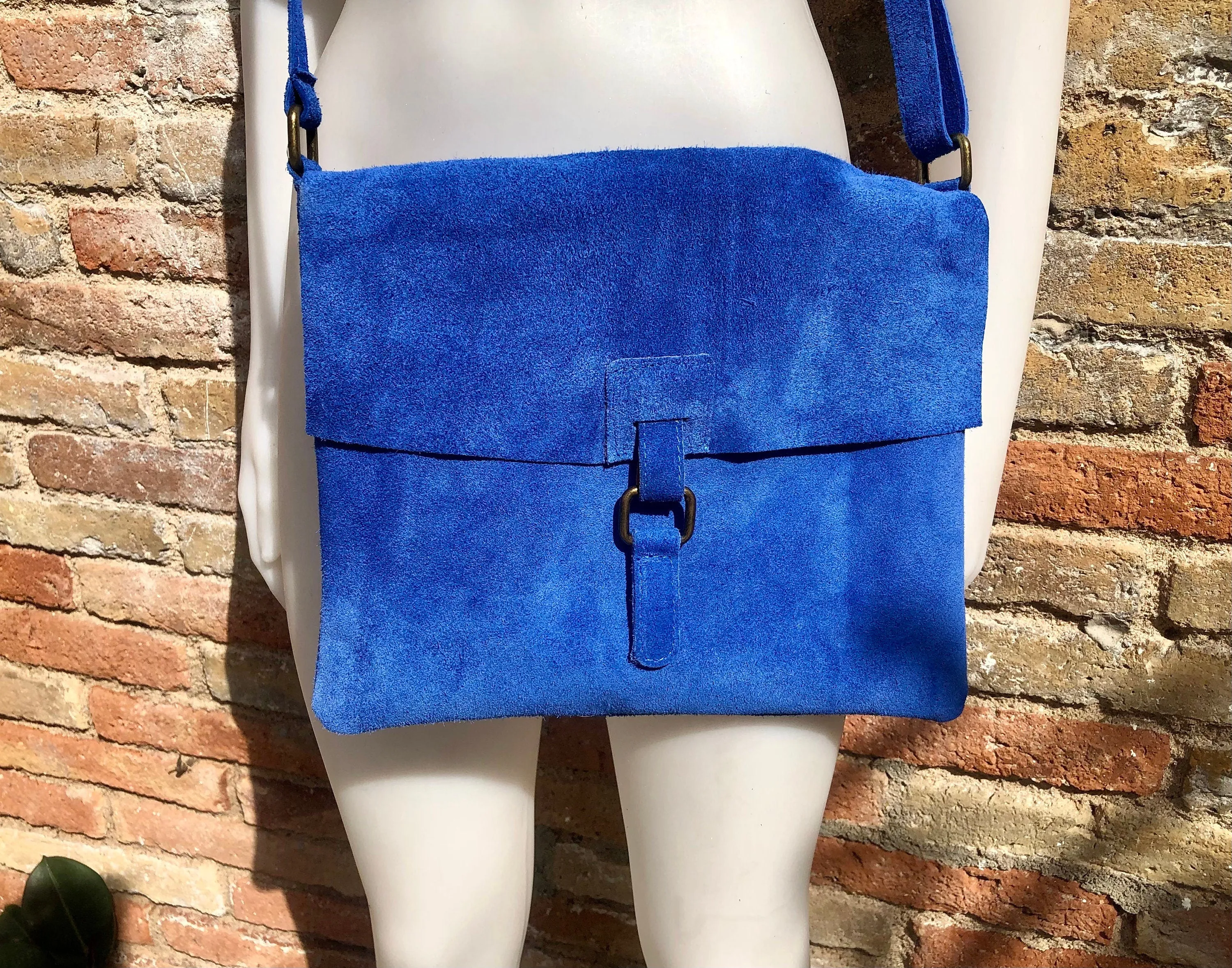 Messenger bag in genuine suede leather. Bright BLUE cross body bag. Boho suede bag with zipper and flap. Tablet or book bag in BLUE