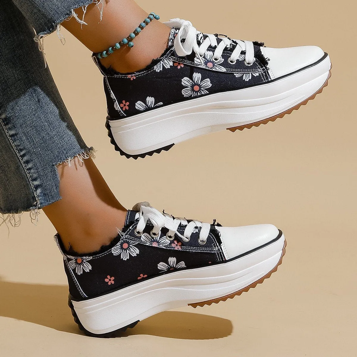 Round Toe Canvas Shoes Low Top Thick Sole Women's Casual Trainers