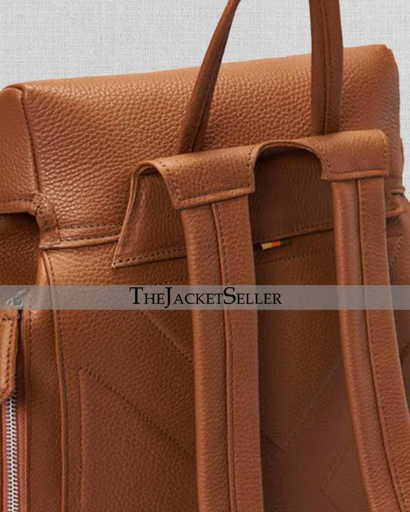 TAN LARGE LEATHER BACKPACK WITH BUCKLE CLOSURE